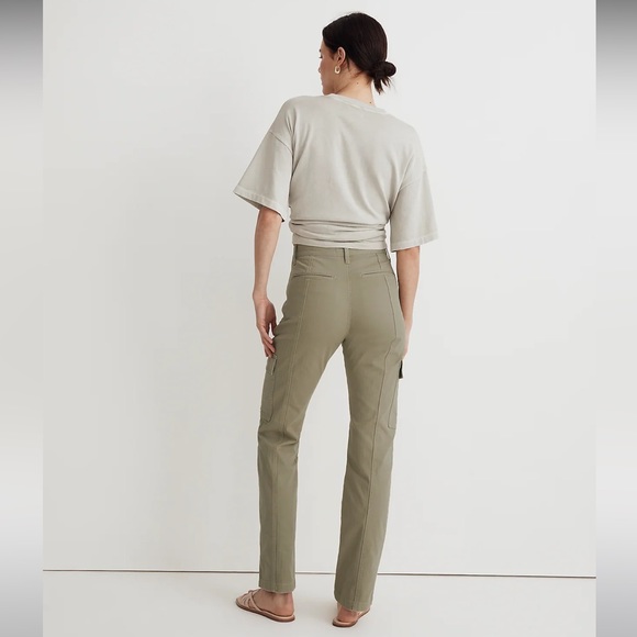 Madewell Garment Dyed ‘90s Straight Cargo Pant - Picture 5 of 5